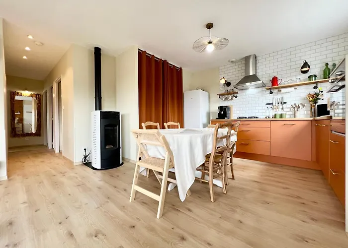 La Ady Futuroscope 2 A 6 Pers *